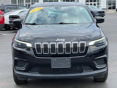 2019 Jeep Cherokee Sport