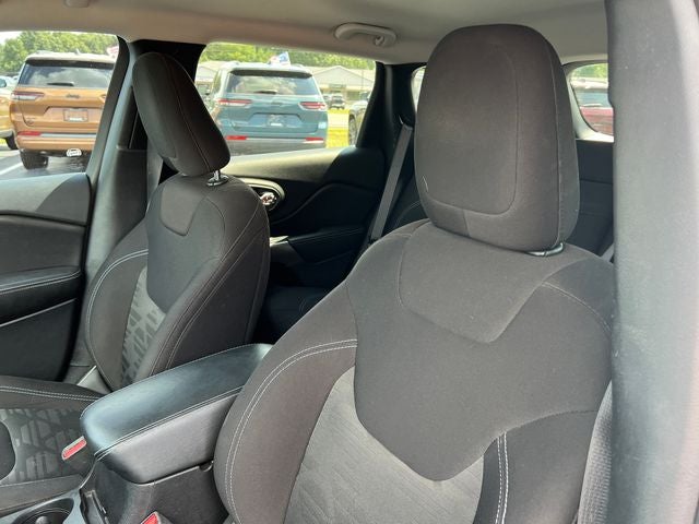 2019 Jeep Cherokee North