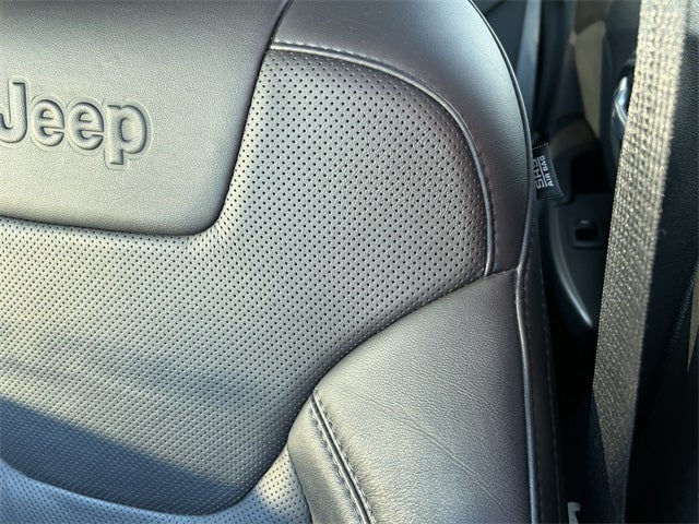 2021 Jeep Cherokee Latitude Lux 4X4