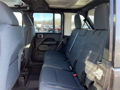 2025 Jeep Wrangler WRANGLER 4-DOOR SAHARA