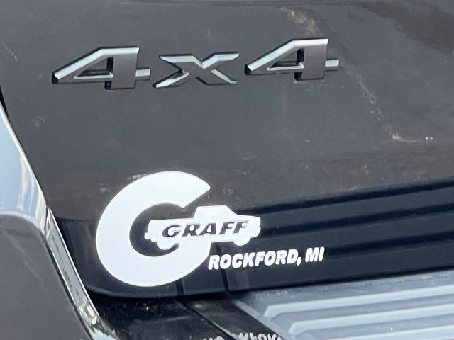 Used 2018 Jeep Grand Cherokee Altitude with VIN 1C4RJFAG6JC240477 for sale in Rockford, MI