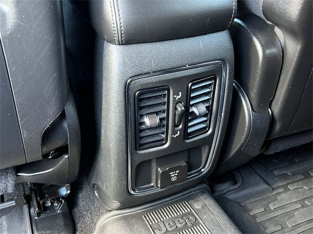 2021 Jeep Grand Cherokee Laredo E 4x4