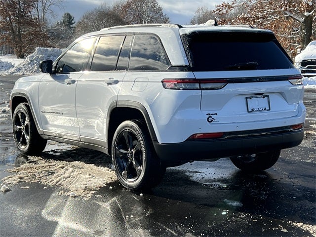 2023 Jeep Grand Cherokee Altitude 4x4
