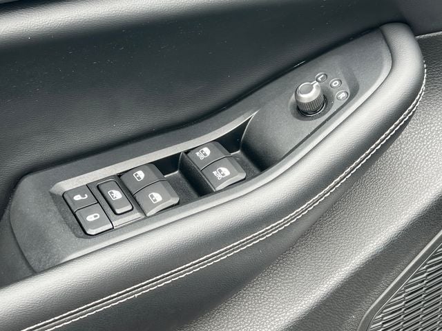 2023 Jeep Grand Cherokee Laredo 4x4