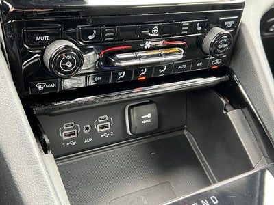 2023 Jeep Grand Cherokee Laredo 4x4