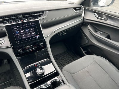 2023 Jeep Grand Cherokee Laredo 4x4