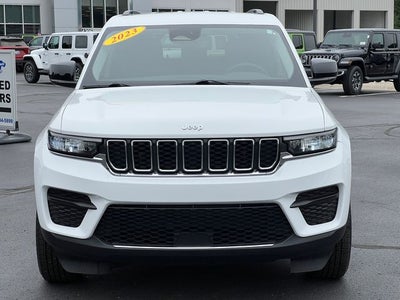 2023 Jeep Grand Cherokee Laredo 4x4