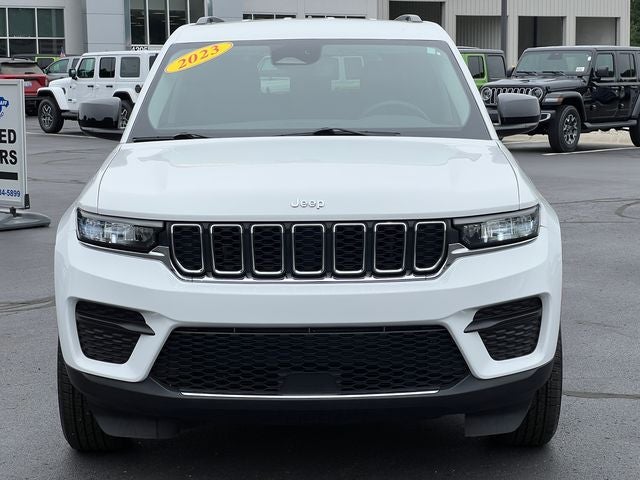 2023 Jeep Grand Cherokee Laredo 4x4