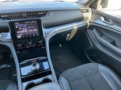 2022 Jeep Grand Cherokee Altitude 4x4