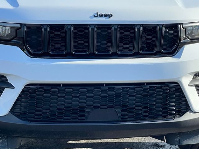 2022 Jeep Grand Cherokee Altitude 4x4