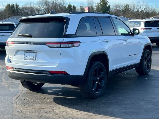 2022 Jeep Grand Cherokee Altitude 4x4
