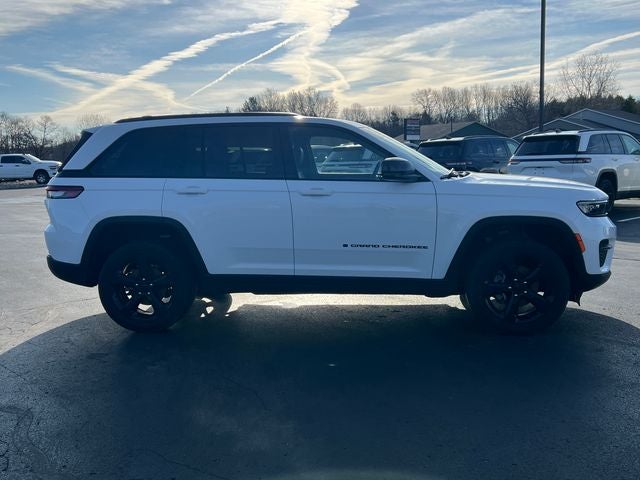 2022 Jeep Grand Cherokee Altitude 4x4