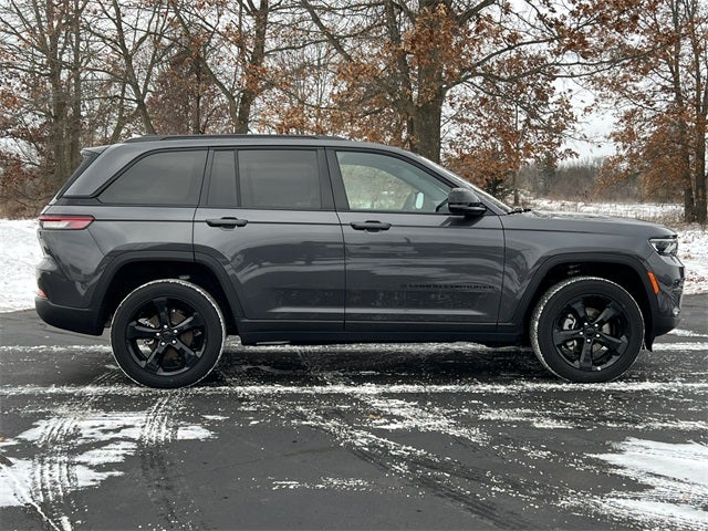2025 Jeep Grand Cherokee GRAND CHEROKEE ALTITUDE X 4X4