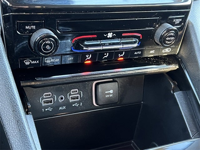 2023 Jeep Grand Cherokee Laredo 4x4