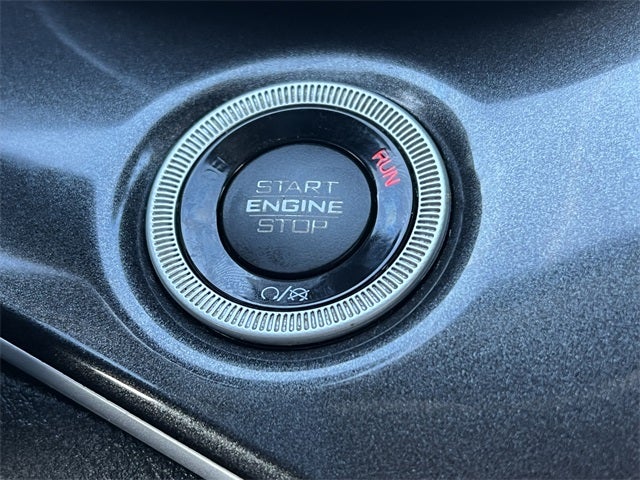 2023 Jeep Grand Cherokee Laredo 4x4