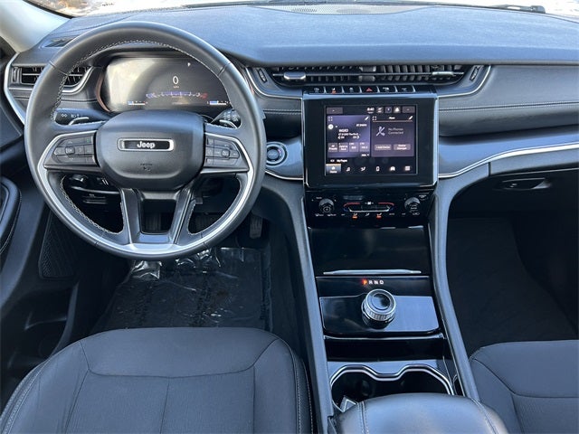 2023 Jeep Grand Cherokee Laredo 4x4