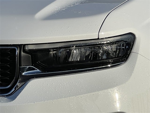 2023 Jeep Grand Cherokee Laredo 4x4