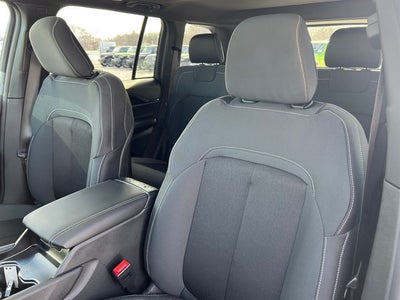 2026 Jeep Grand Cherokee GRAND CHEROKEE LAREDO X 4X4