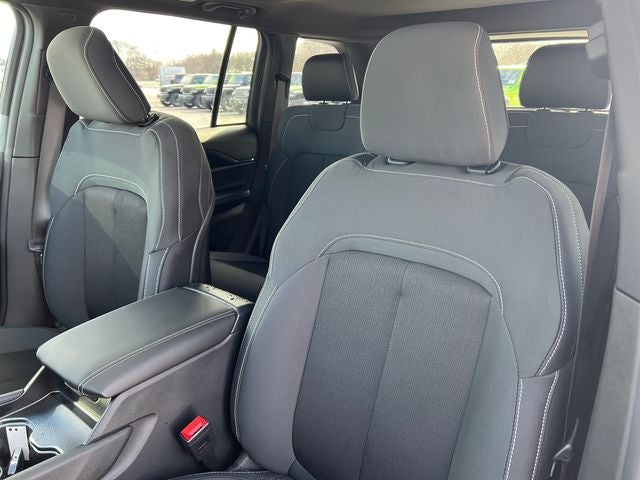 2026 Jeep Grand Cherokee GRAND CHEROKEE LAREDO X 4X4