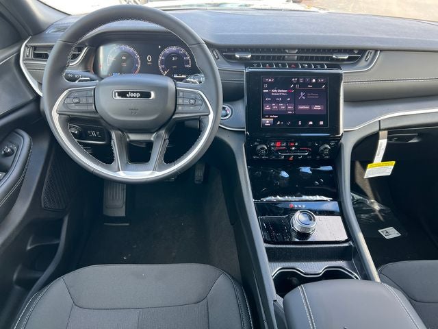 2026 Jeep Grand Cherokee GRAND CHEROKEE LAREDO X 4X4