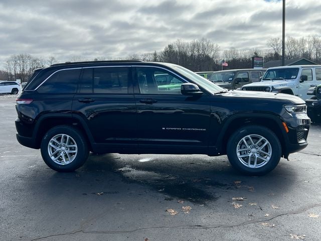 2026 Jeep Grand Cherokee GRAND CHEROKEE LAREDO X 4X4