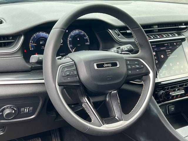 2023 Jeep Grand Cherokee Laredo 4x4