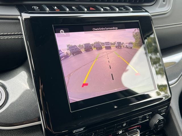 2023 Jeep Grand Cherokee Laredo 4x4
