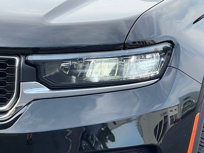 2023 Jeep Grand Cherokee Laredo 4x4