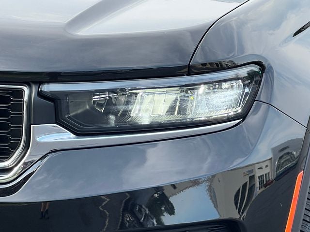 2023 Jeep Grand Cherokee Laredo 4x4