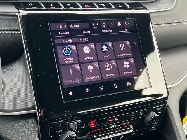 2026 Jeep Grand Cherokee GRAND CHEROKEE LAREDO X 4X4