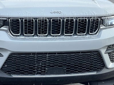 2026 Jeep Grand Cherokee GRAND CHEROKEE LAREDO X 4X4