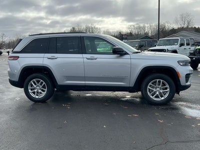 2026 Jeep Grand Cherokee GRAND CHEROKEE LAREDO X 4X4