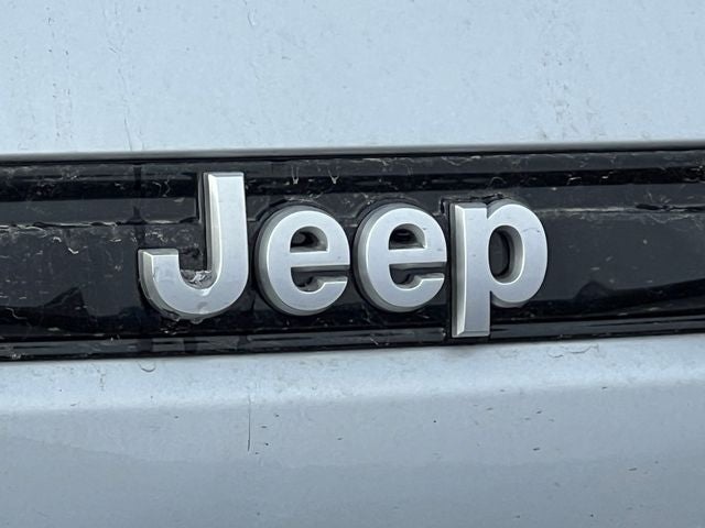 2026 Jeep Grand Cherokee GRAND CHEROKEE LAREDO X 4X4