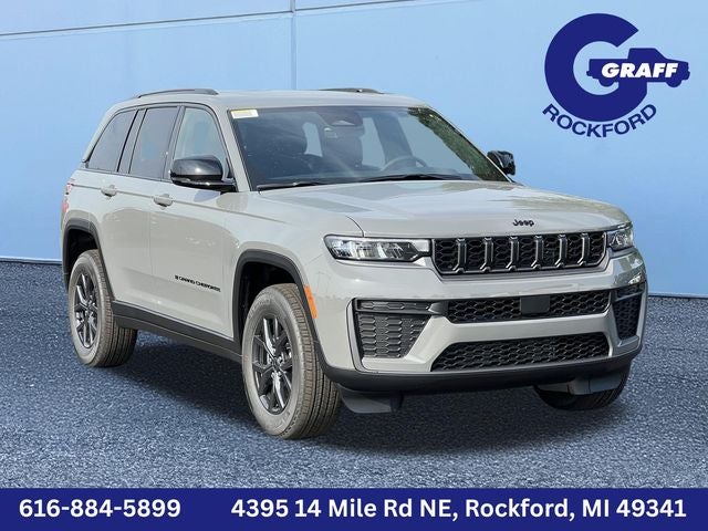 2027 Jeep Grand Cherokee Laredo Altitude