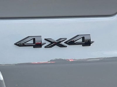 2027 Jeep Grand Cherokee Laredo Altitude