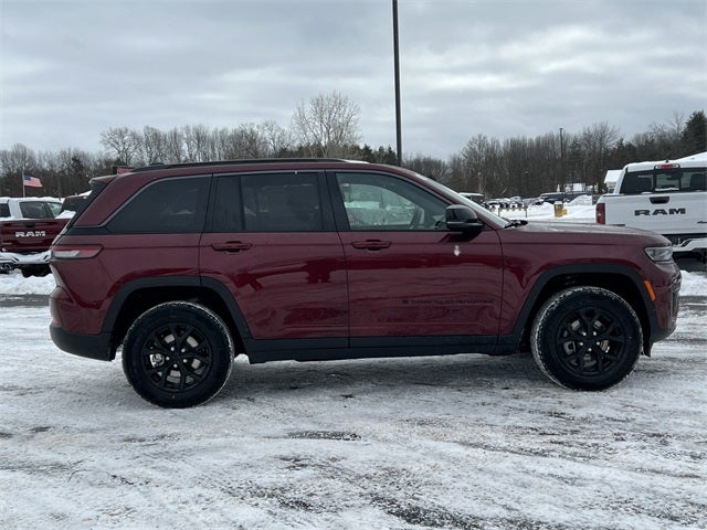 2026 Jeep Grand Cherokee GRAND CHEROKEE LAREDO ALTITUDE 4X4