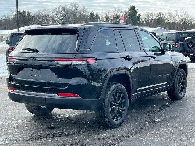 2026 Jeep Grand Cherokee GRAND CHEROKEE LAREDO ALTITUDE 4X4