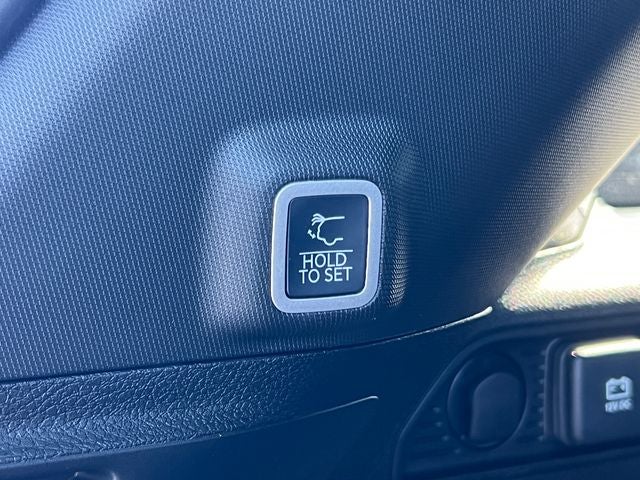 2027 Jeep Grand Cherokee GRAND CHEROKEE LAREDO ALTITUDE 4X4