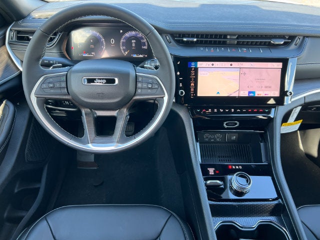 2027 Jeep Grand Cherokee GRAND CHEROKEE LIMITED 4X4