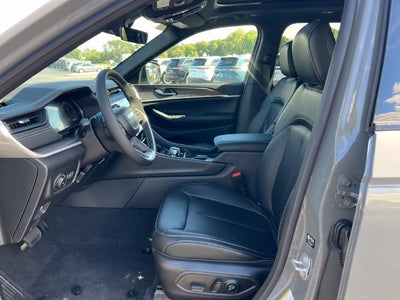 2027 Jeep Grand Cherokee GRAND CHEROKEE LIMITED 4X4
