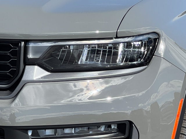2027 Jeep Grand Cherokee GRAND CHEROKEE LIMITED 4X4
