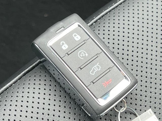 2027 Jeep Grand Cherokee Limited Reserve