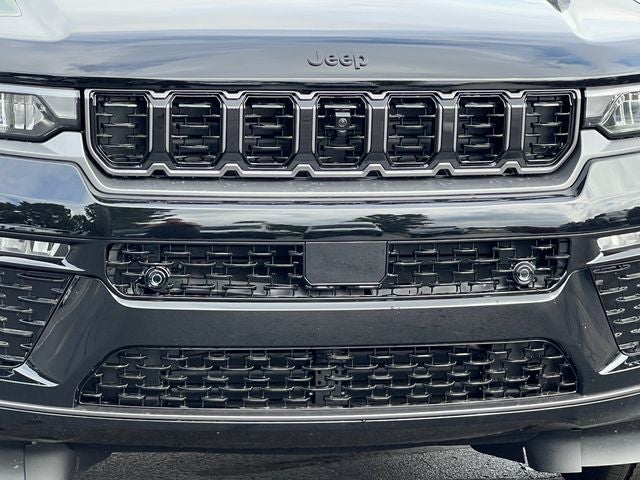 2027 Jeep Grand Cherokee Limited Reserve