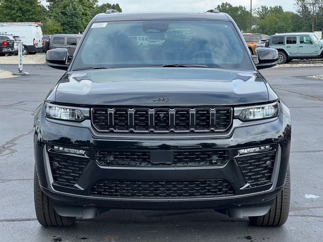 2027 Jeep Grand Cherokee Limited Reserve