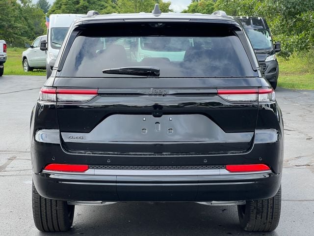 2027 Jeep Grand Cherokee Limited Reserve