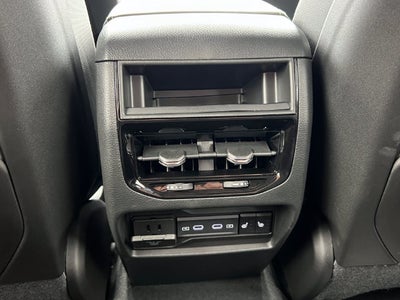 2027 Jeep Grand Cherokee GRAND CHEROKEE LIMITED RESERVE 4X4