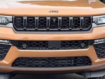 2027 Jeep Grand Cherokee GRAND CHEROKEE LIMITED RESERVE 4X4