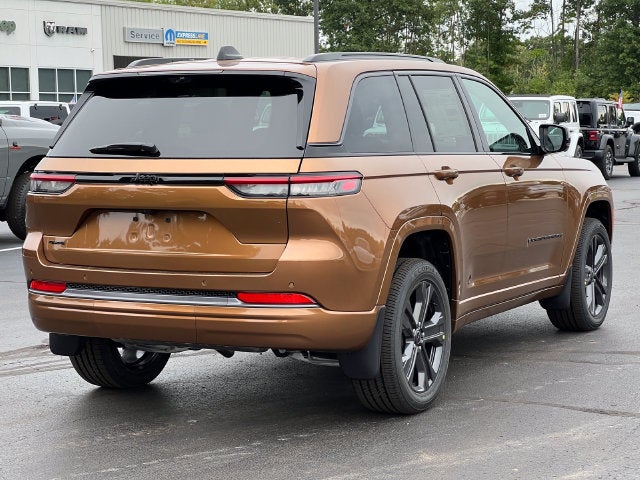 2027 Jeep Grand Cherokee GRAND CHEROKEE LIMITED RESERVE 4X4