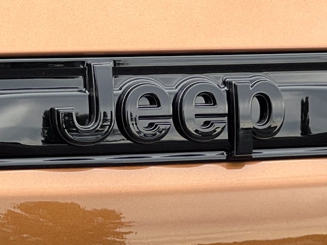 2027 Jeep Grand Cherokee GRAND CHEROKEE LIMITED RESERVE 4X4
