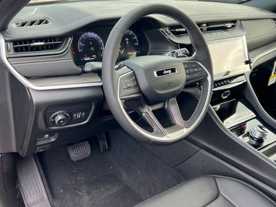 2027 Jeep Grand Cherokee Limited Reserve